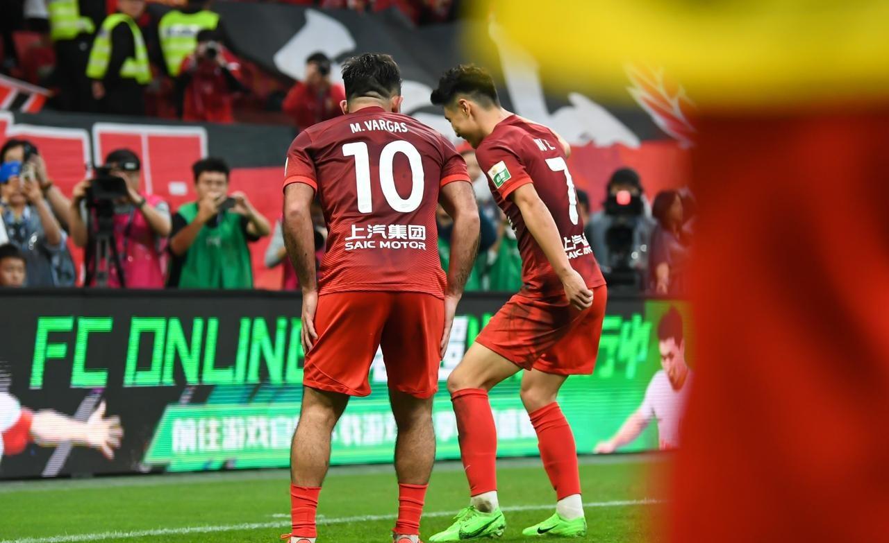 华体会官网 -荷甲赛程吃紧，北京首钢窗口期豪取连胜，话题不断，细节决定成败 