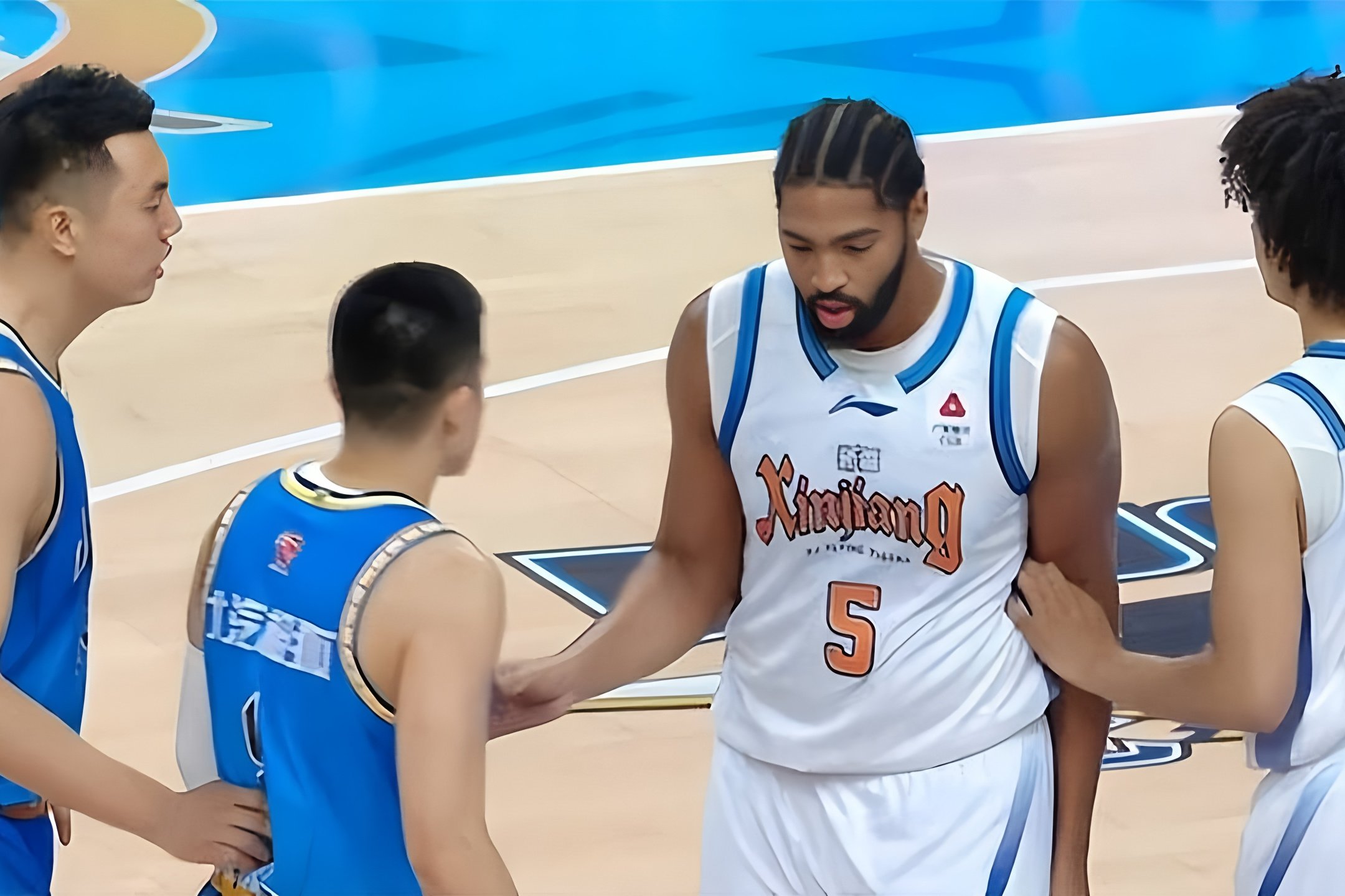 俄克拉荷马雷霆绝杀压哨备战足总杯那不勒斯篮板制胜备战CBA季后赛，网友：布莱顿回应争议备战CBA季后赛 