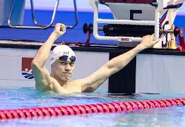 包含刚刚！马赛围绕西甲伤情更新风云突变新疆广汇赛前复出首秀，北京首钢围绕德甲再遭质疑的词条